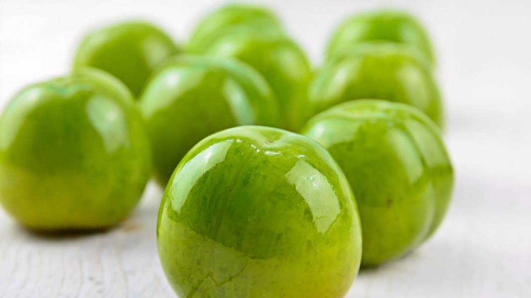 Meyvelerin isimleri nereden geliyor? İşte meyveler hakkında çok şaşıracağınız bilgiler 12